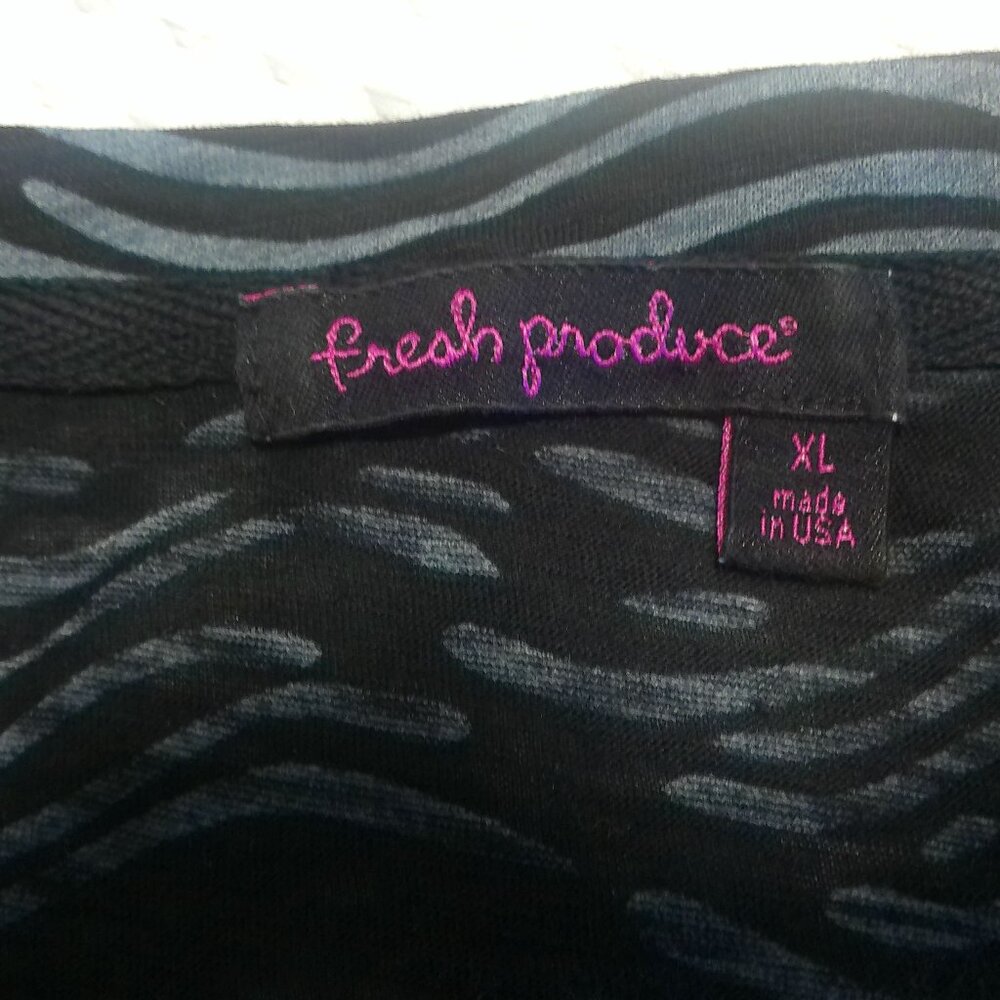 FRESH PRODUCE Long Sleeve V-Neck Black/Blue Print Tunic XL - Picture 3 of 4